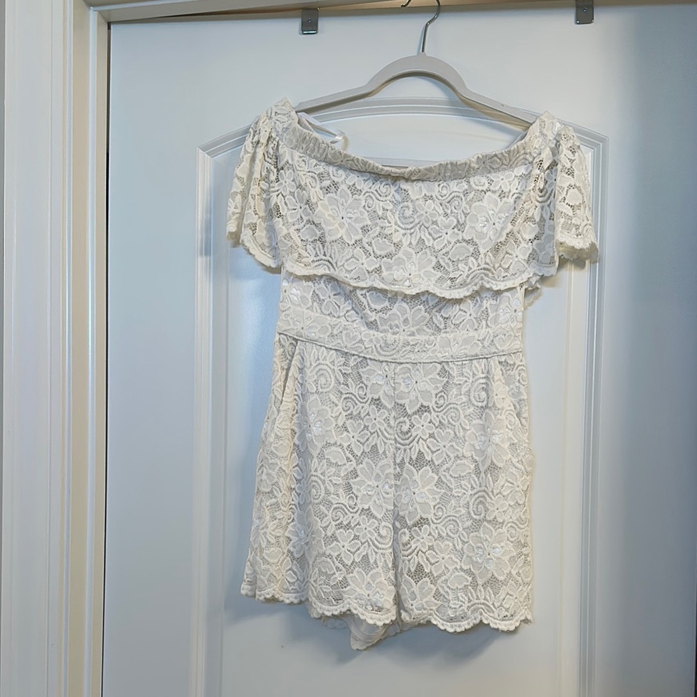 Bebe Cream Lace Off-Shoulder Romper